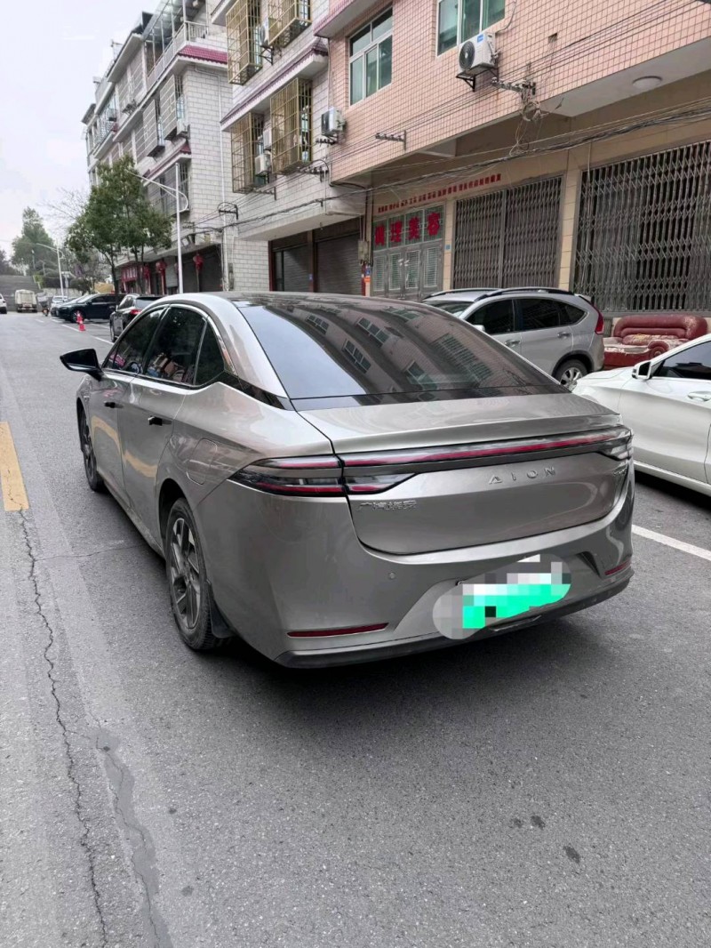 长沙23年传祺埃安 PLUS9