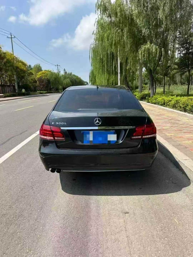 东营14年奔驰E8