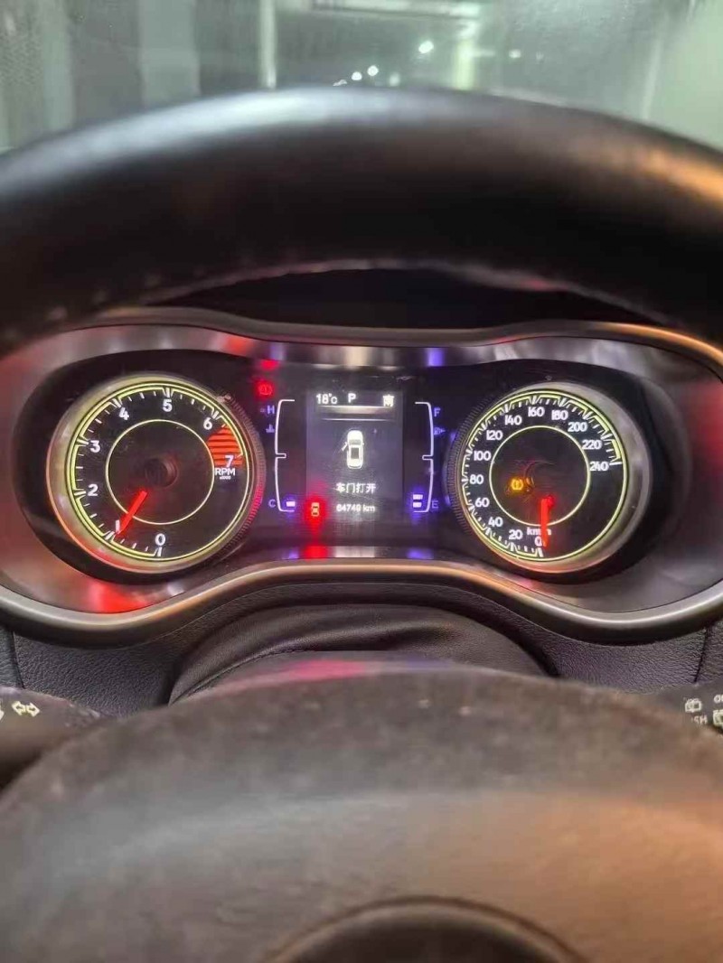 厦门18年Jeep自由光6