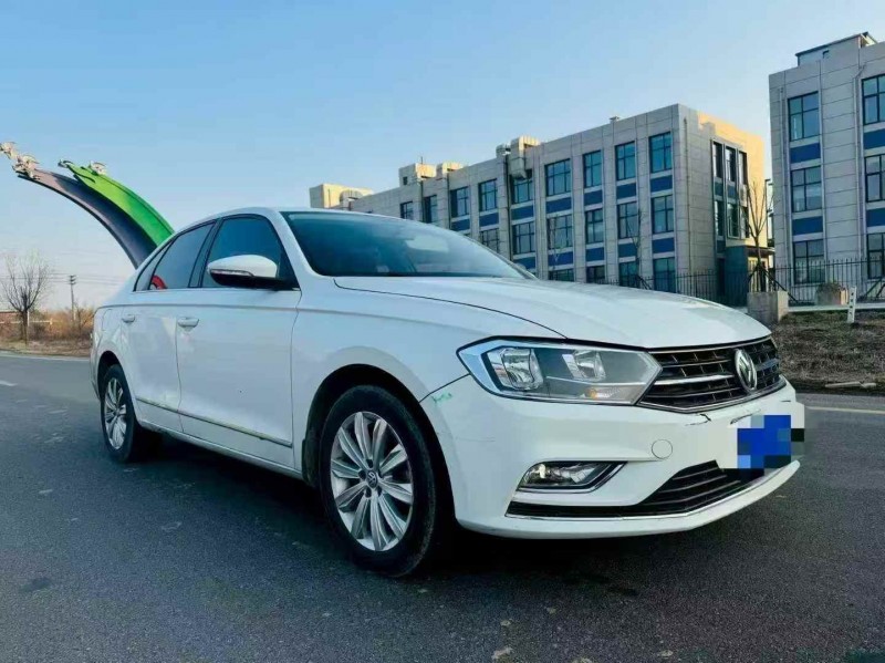 潍坊17年大众宝来3