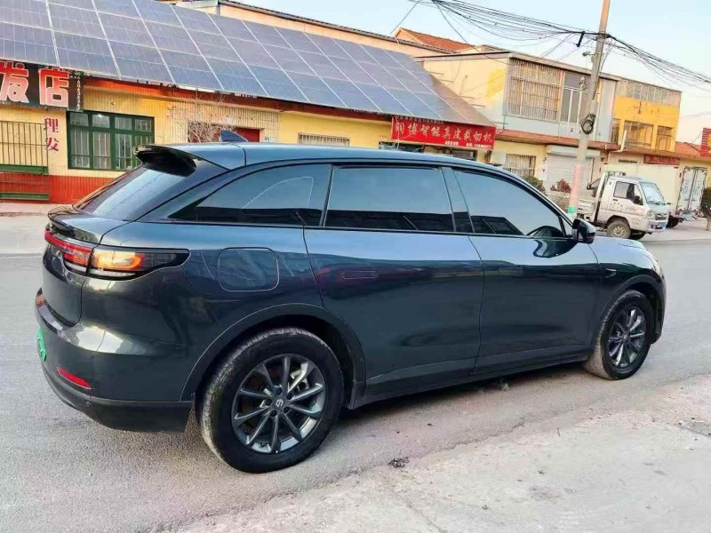 淄博24年零跑汽车C118