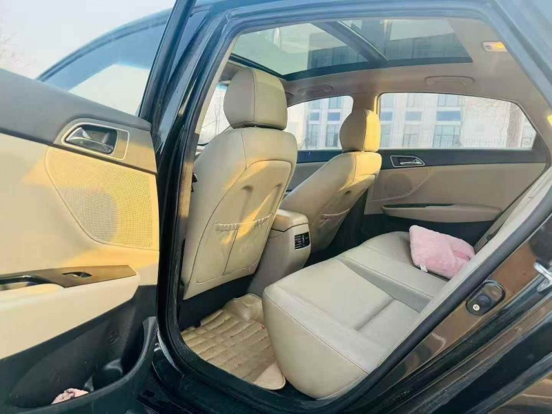 潍坊15年现代名图5