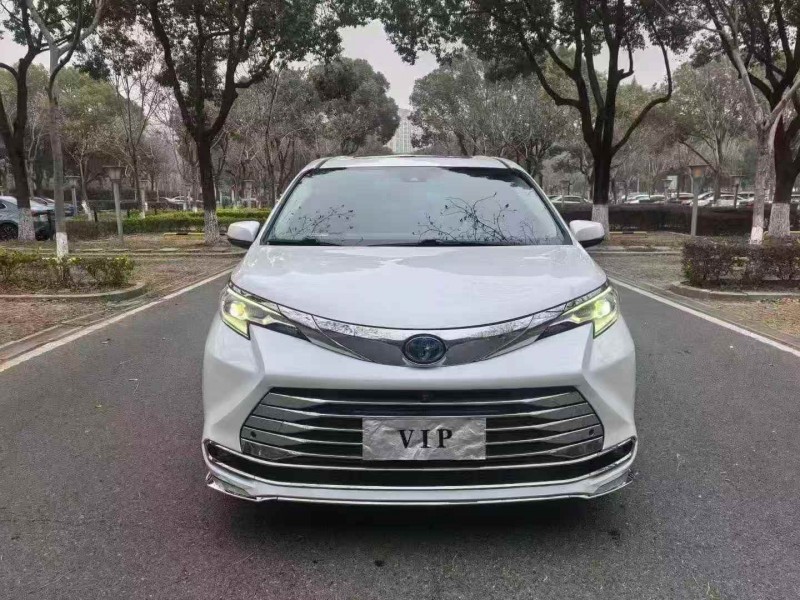 南通22年丰田塞纳1