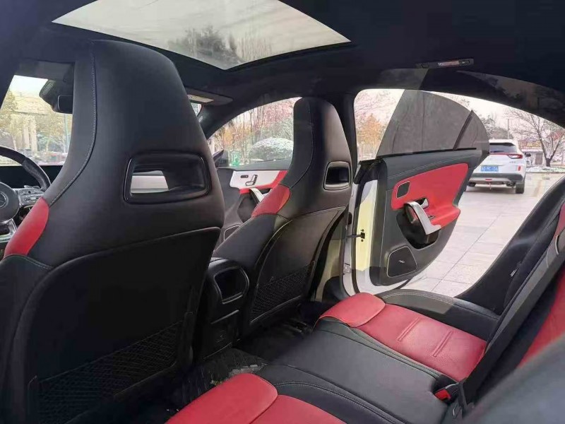 枣庄23年奔驰CLA8