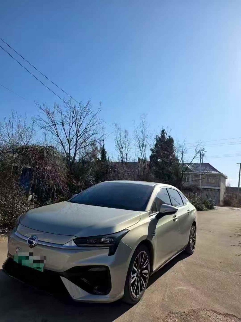 潍坊20年传祺埃安S2