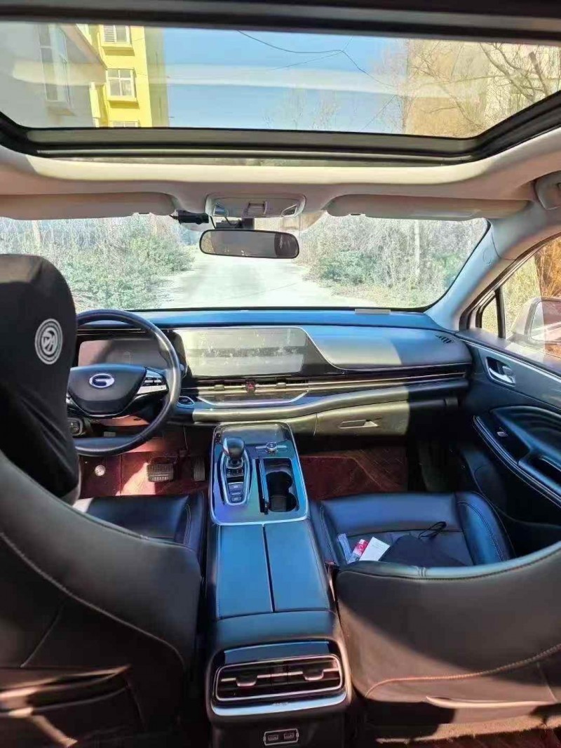 潍坊20年传祺埃安S6