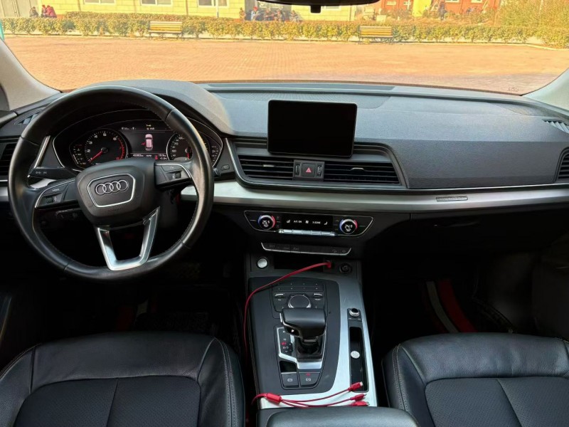 枣庄21年奥迪Q56