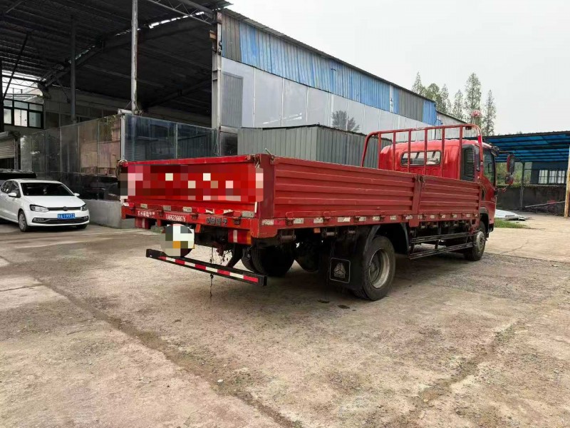 徐州23年卡车系列重汽豪沃8