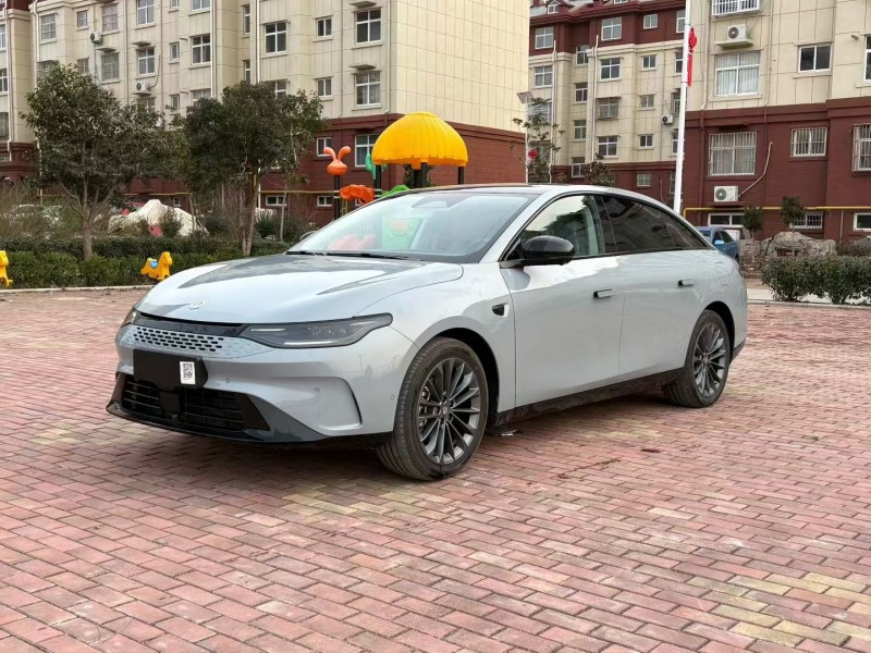 枣庄25年零跑汽车C012