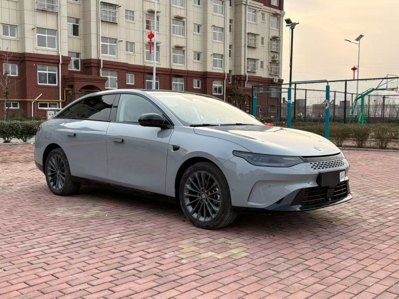 枣庄25年零跑汽车C013