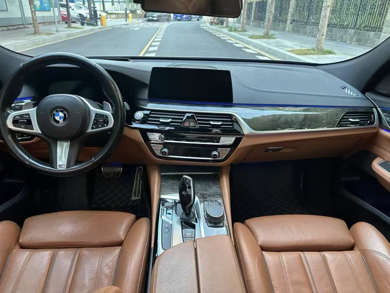 深圳20年宝马6系6