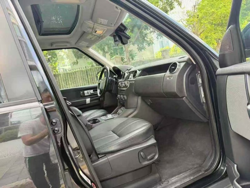 深圳16年路虎发现3