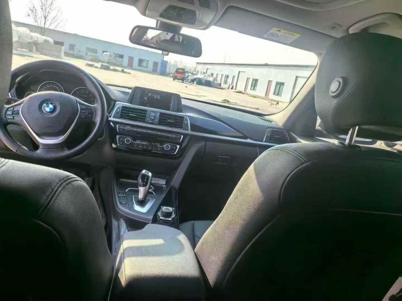 潍坊21年宝马3系6