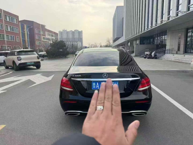 烟台18年奔驰E9