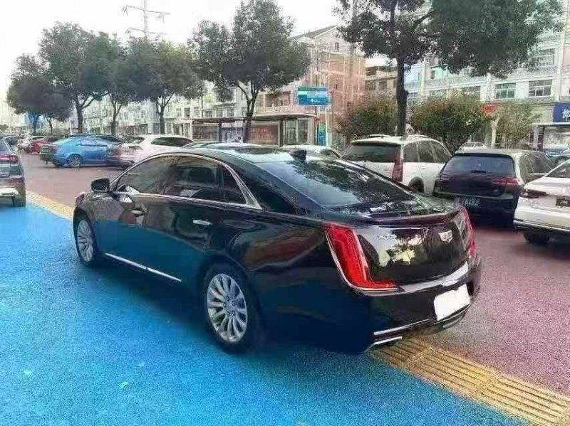 赣州18年凯迪拉克XTS8