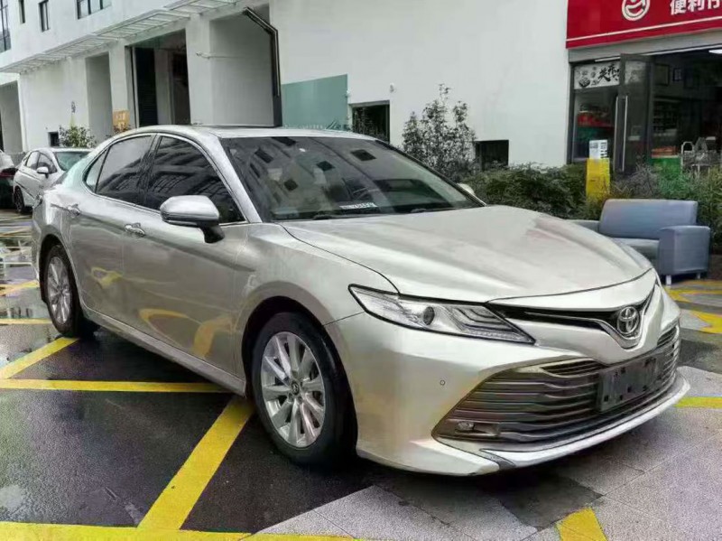 深圳19年丰田凯美瑞6