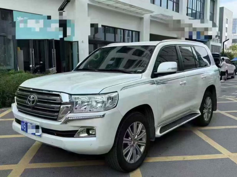 深圳18年丰田兰德酷路泽2