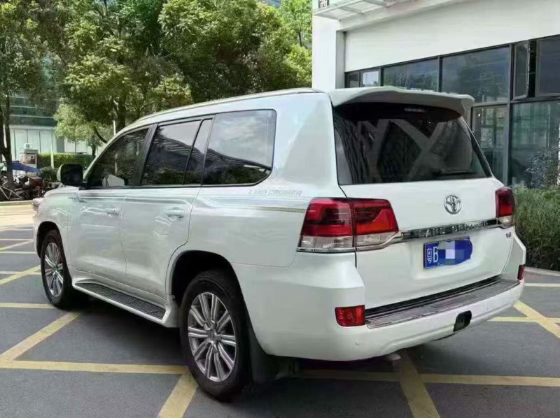 深圳18年丰田兰德酷路泽5