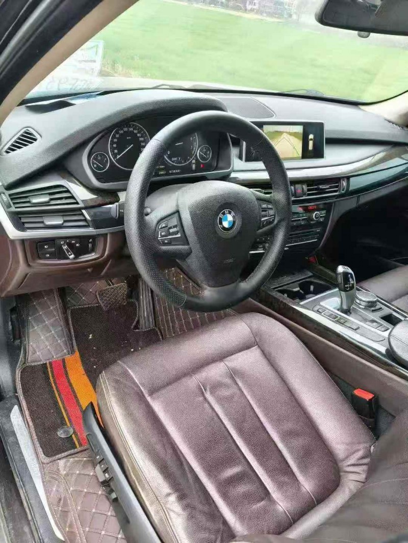 温州16年宝马X54