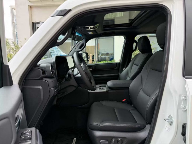 深圳25年丰田普拉多7