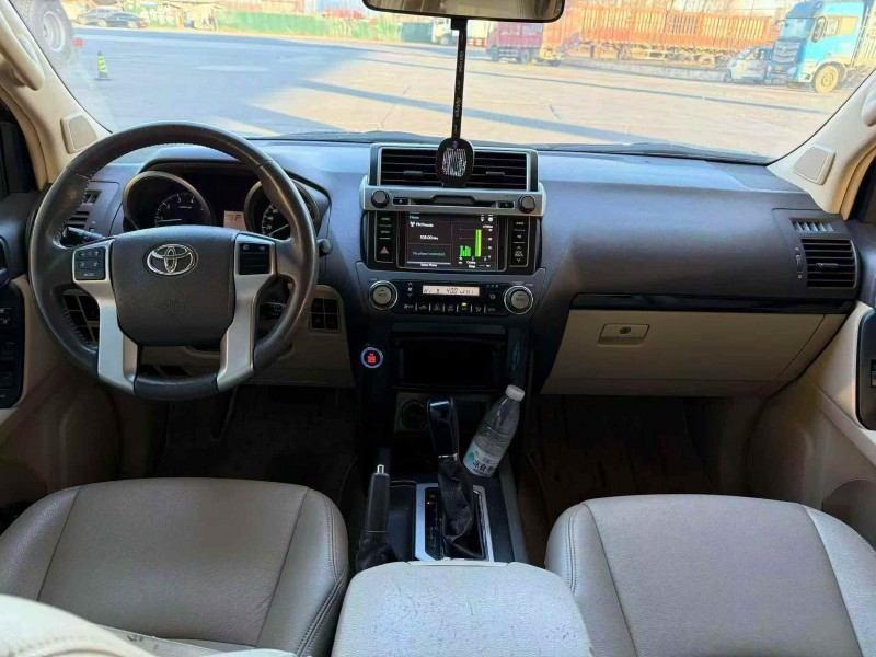 邢台14年丰田普拉多5