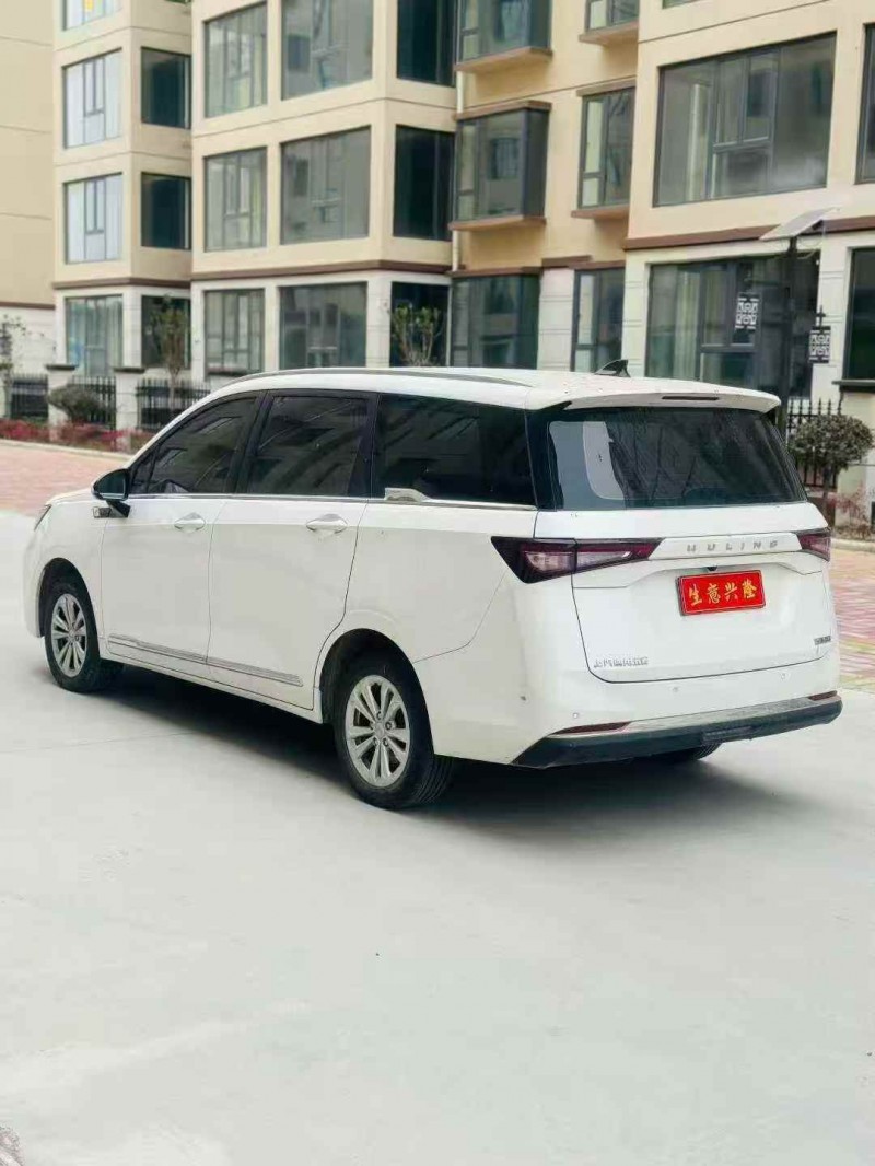 平顶山25年五菱汽车佳辰7