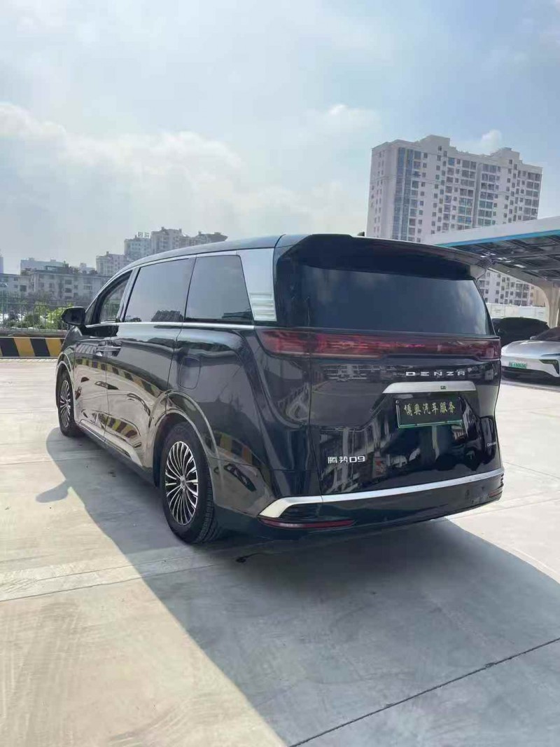 赣州24年腾势D97