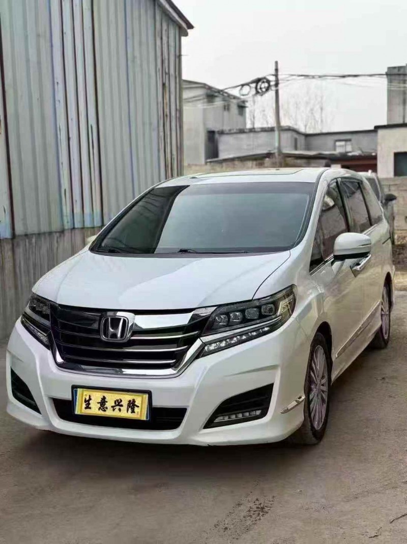 菏泽18年本田艾力绅3