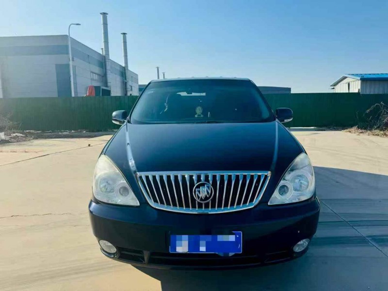 东营16年别克GL81