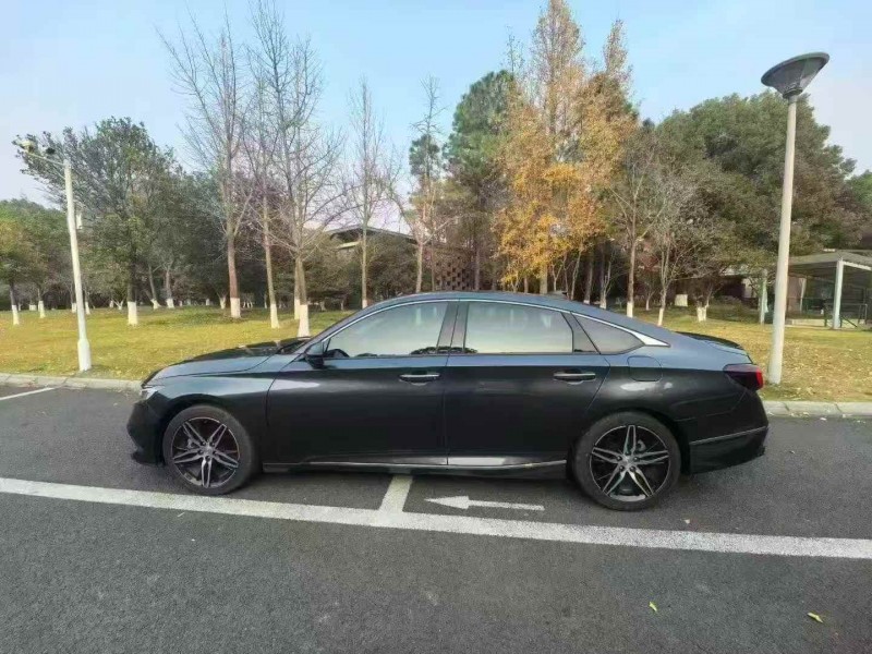 徐州22年本田雅阁5