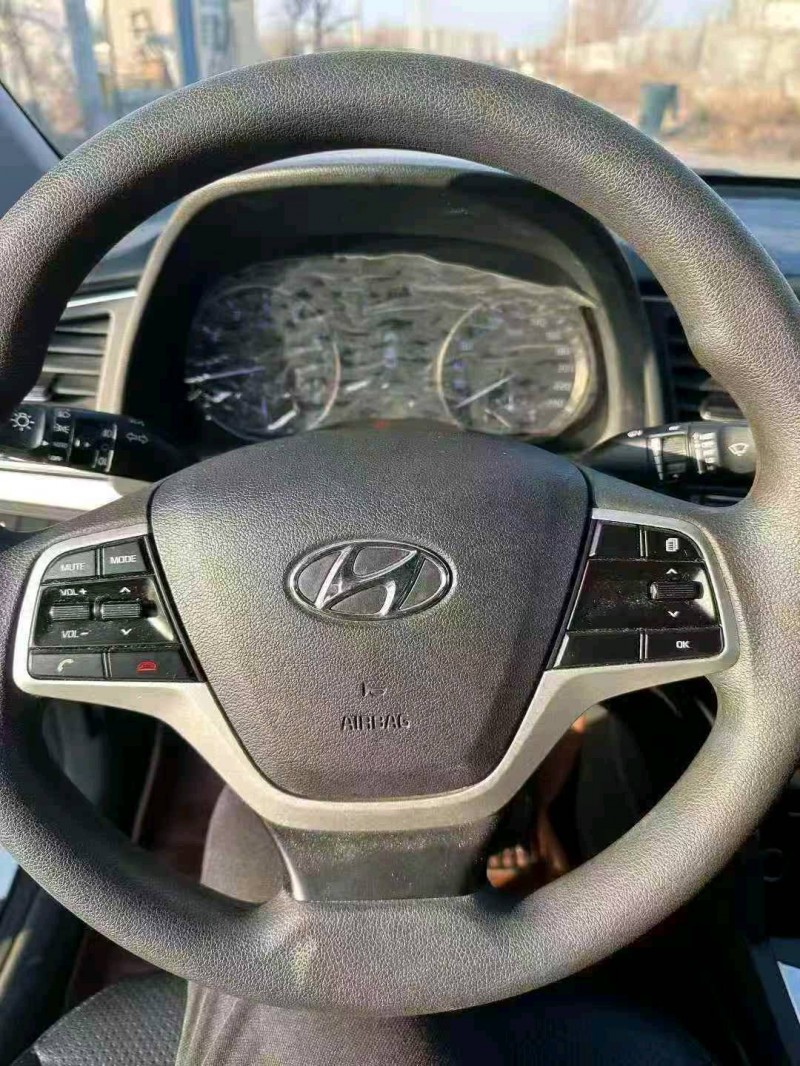 东营16年现代领动4