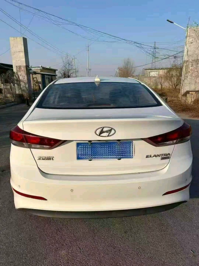 东营16年现代领动9