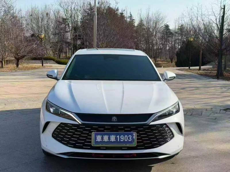 青岛25年比亚迪秦1