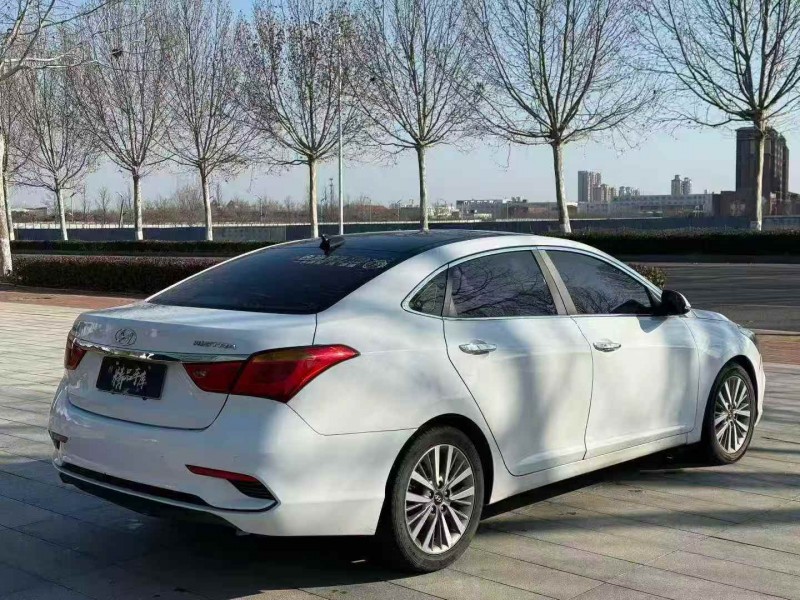 东营17年现代名图5