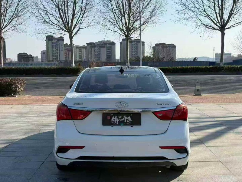 东营17年现代名图6