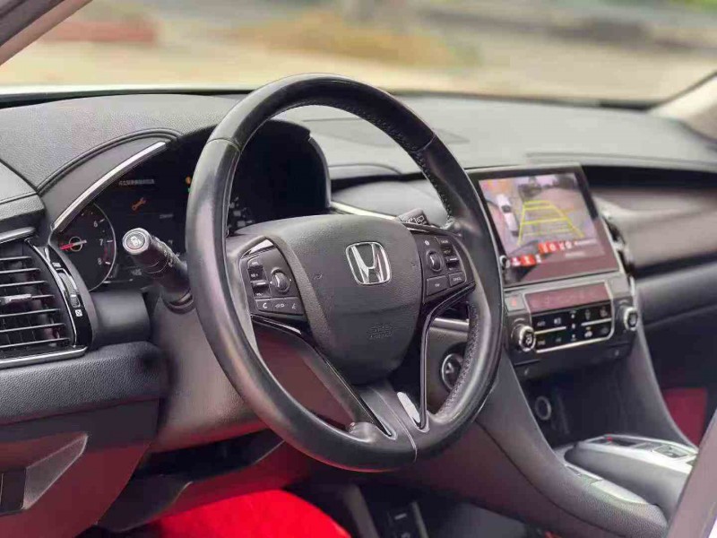 深圳17年本田冠道4