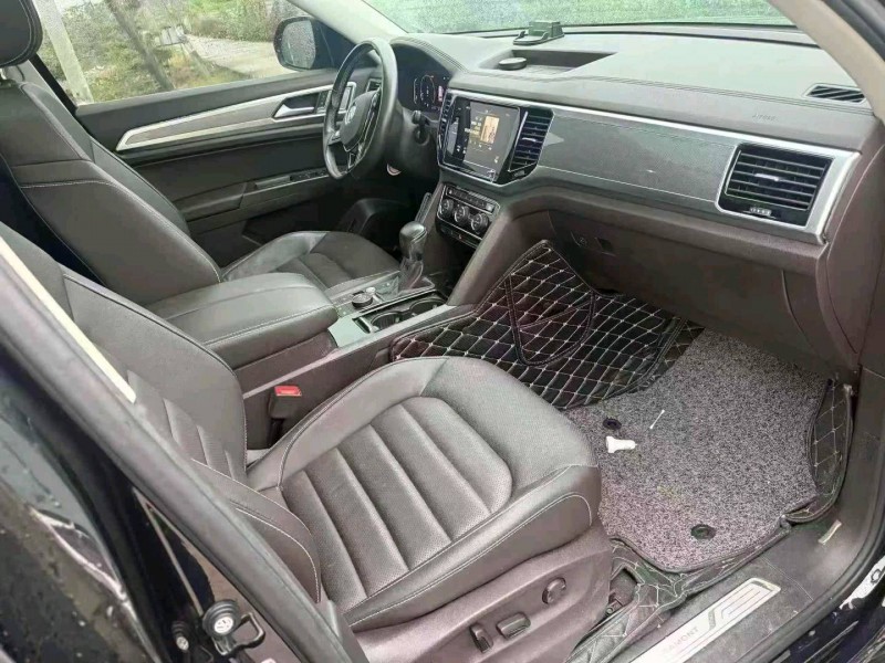 梧州20年大众途昂5