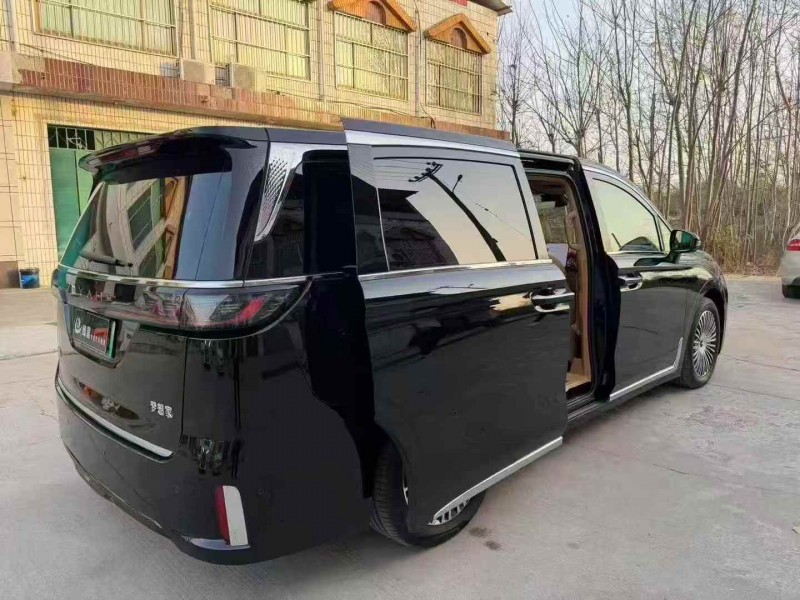 邯郸25年岚图汽车梦想家8