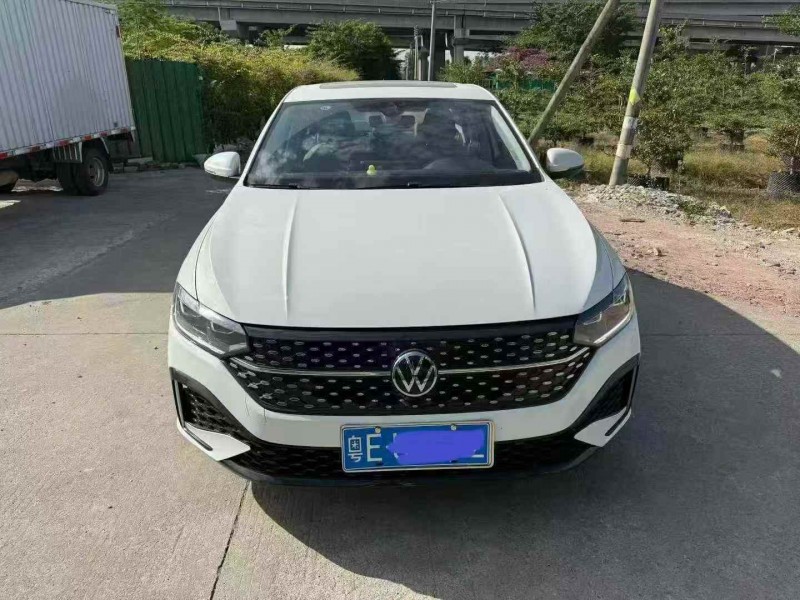 湛江25年大众朗逸1