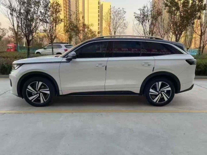 济宁24年大众揽巡8