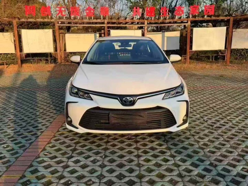 湖州22年丰田雷凌1