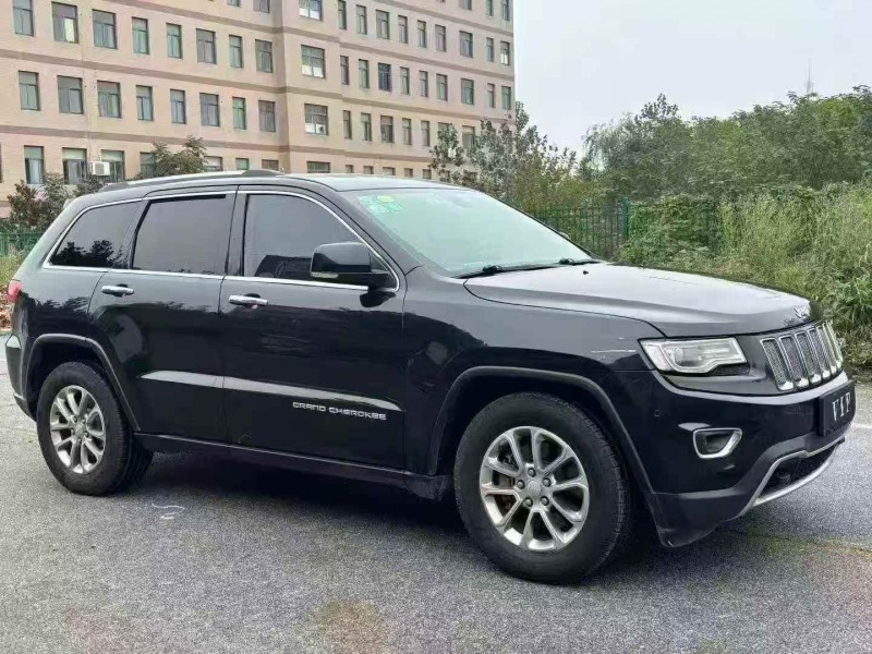 孝感14年Jeep大切诺基3