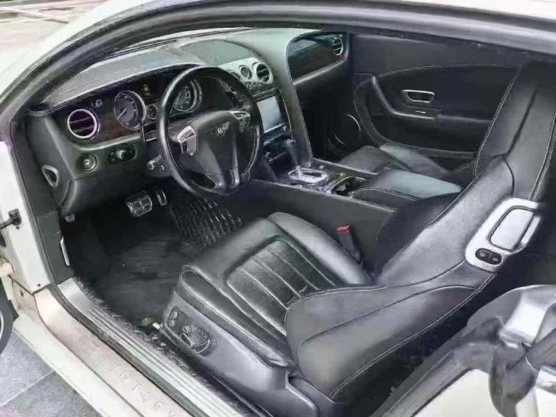 西安20年宾利欧陆4