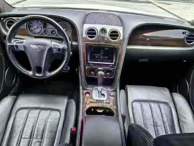 西安20年宾利欧陆5