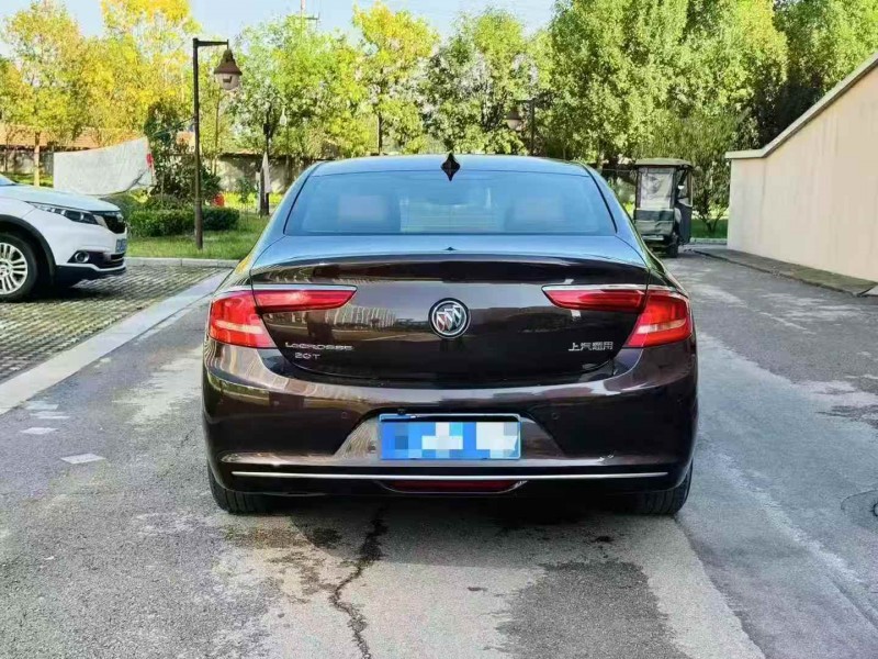 淄博17年别克君越8