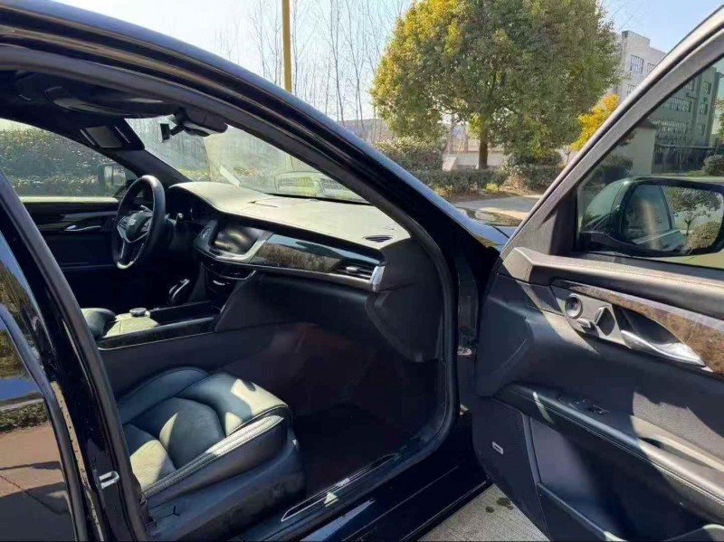 常州21年凯迪拉克CT64