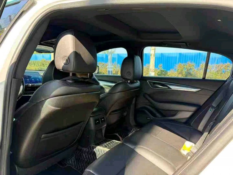 徐州20年凯迪拉克CT59