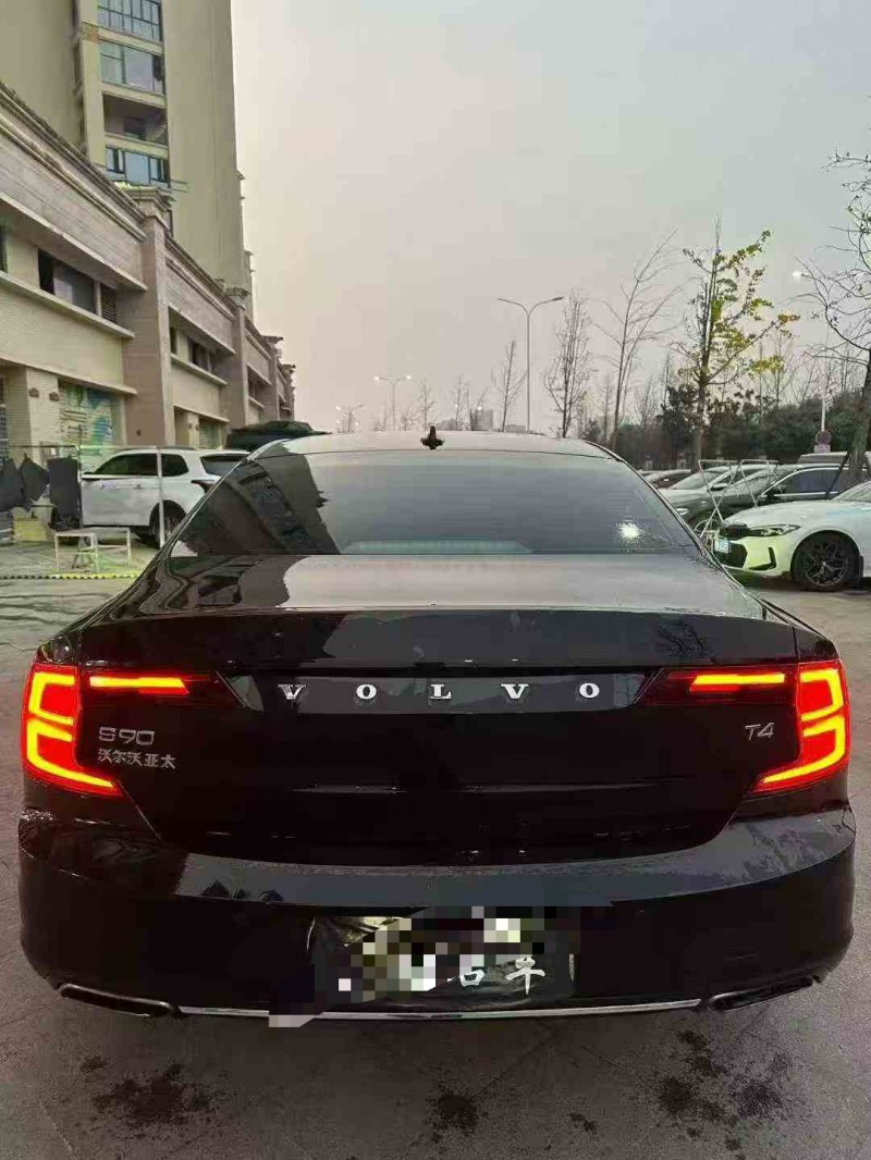 张家界17年沃尔沃S908