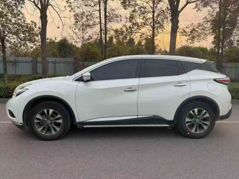 常德19年日产楼兰9