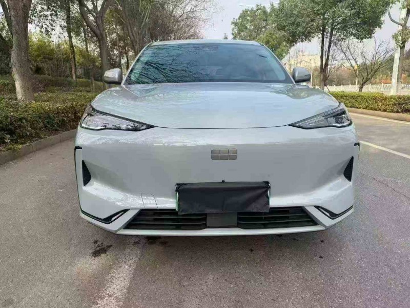 张家界25年吉利银河1